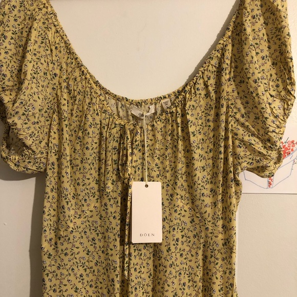 Doen Sofia Dress Yellow Moonflower Taylor Swift Large - Picture 4 of 6